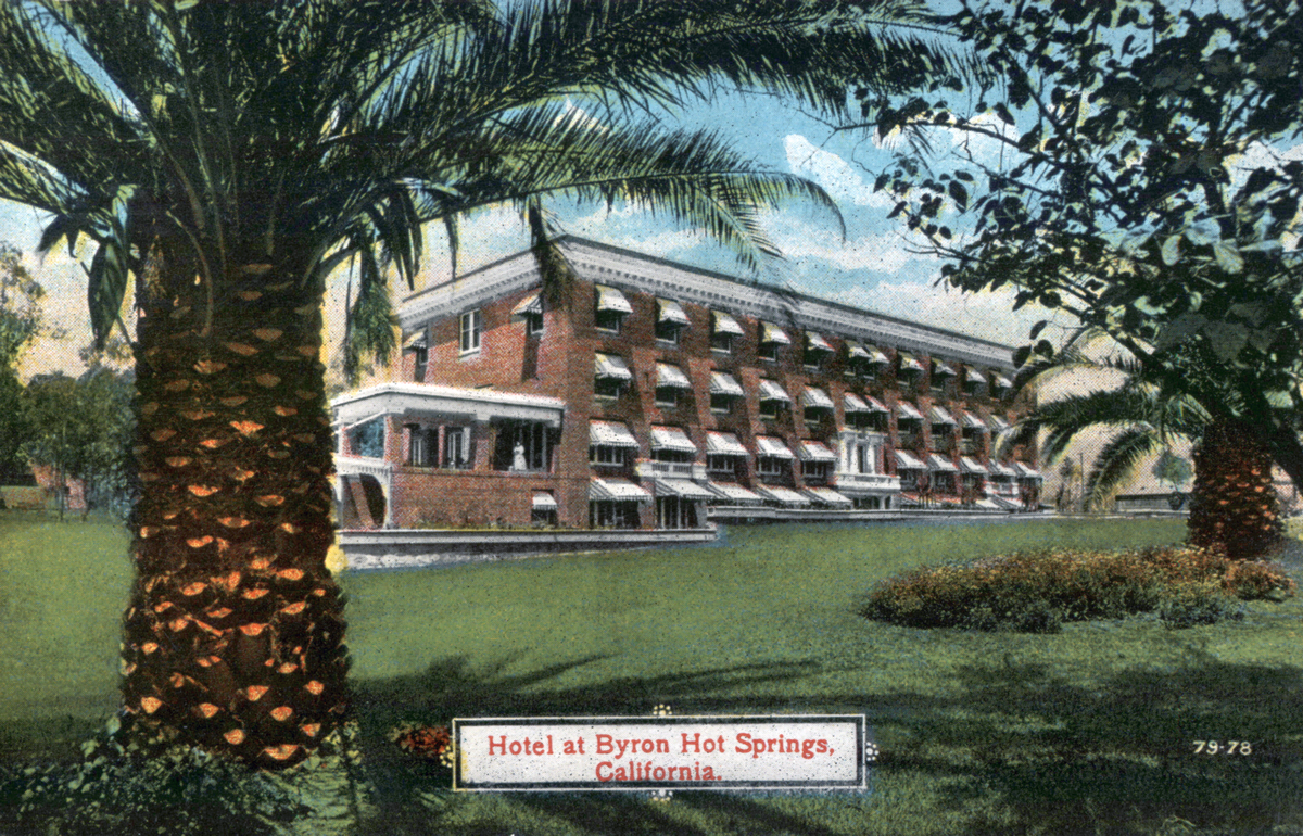 Byron Hot Springs Hotel (1918 Postcard)