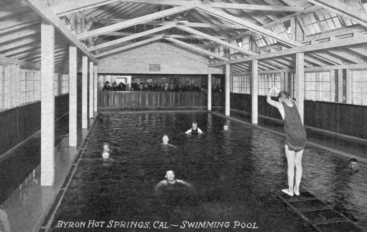 Byron Hot Springs Swimming Pool (Image)