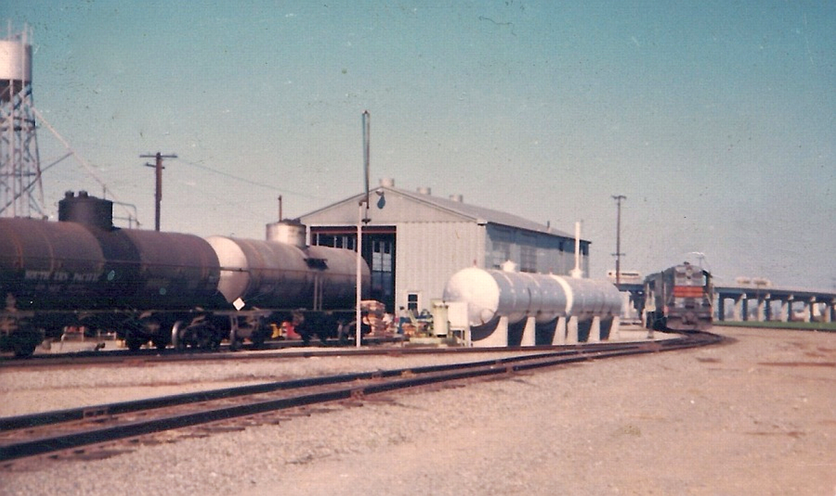 Tracy Engine Shed (Photo Circa 1966)